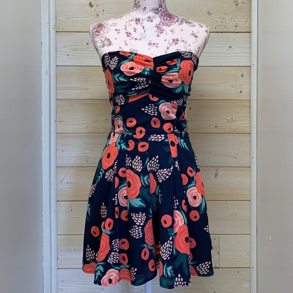 Paper Crown Strapless Shorts Romper